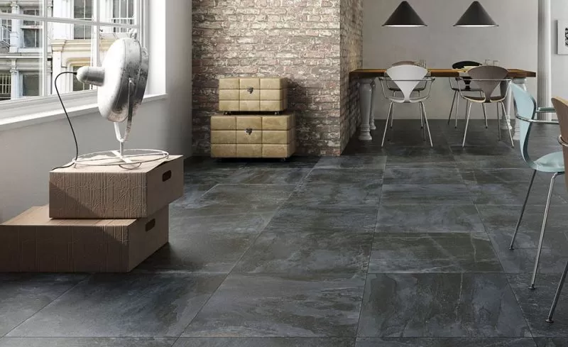 TileMountain_921725_Natureblackslatefloortiles.jpg
